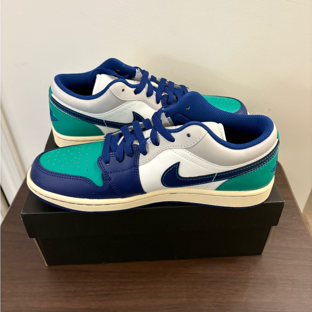 Nike Air Jordan 1 Low Teal and Navy Sneakers - Picture 6 of 7